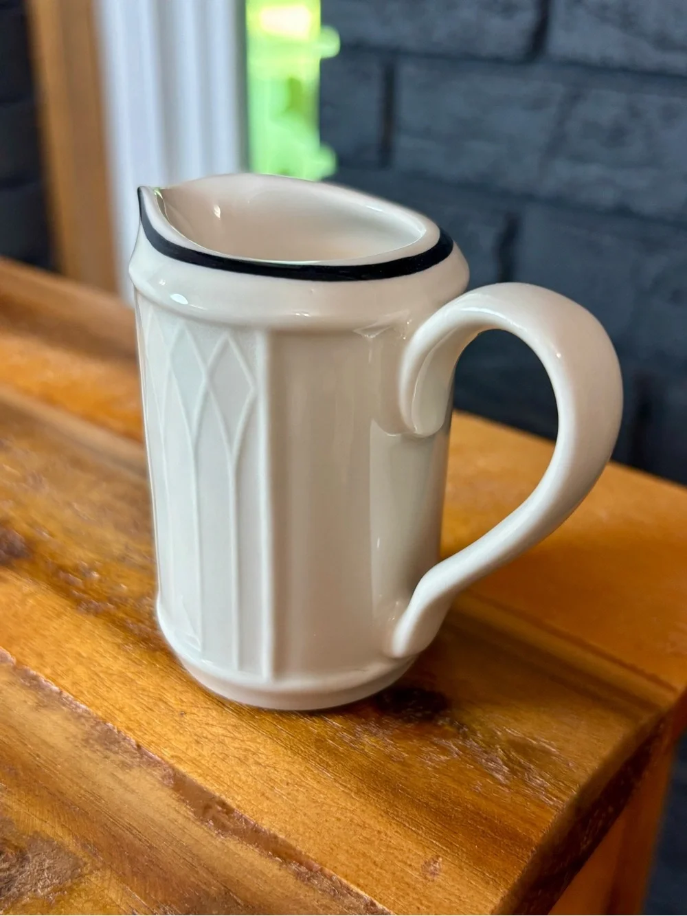 Restaurant Ware “Gothic” Homer Laughlin Individual Creamer or Syrup Arch design